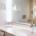 The Q - Quadro City Hotel