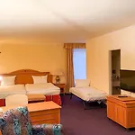 The Q - Quadro City Hotel