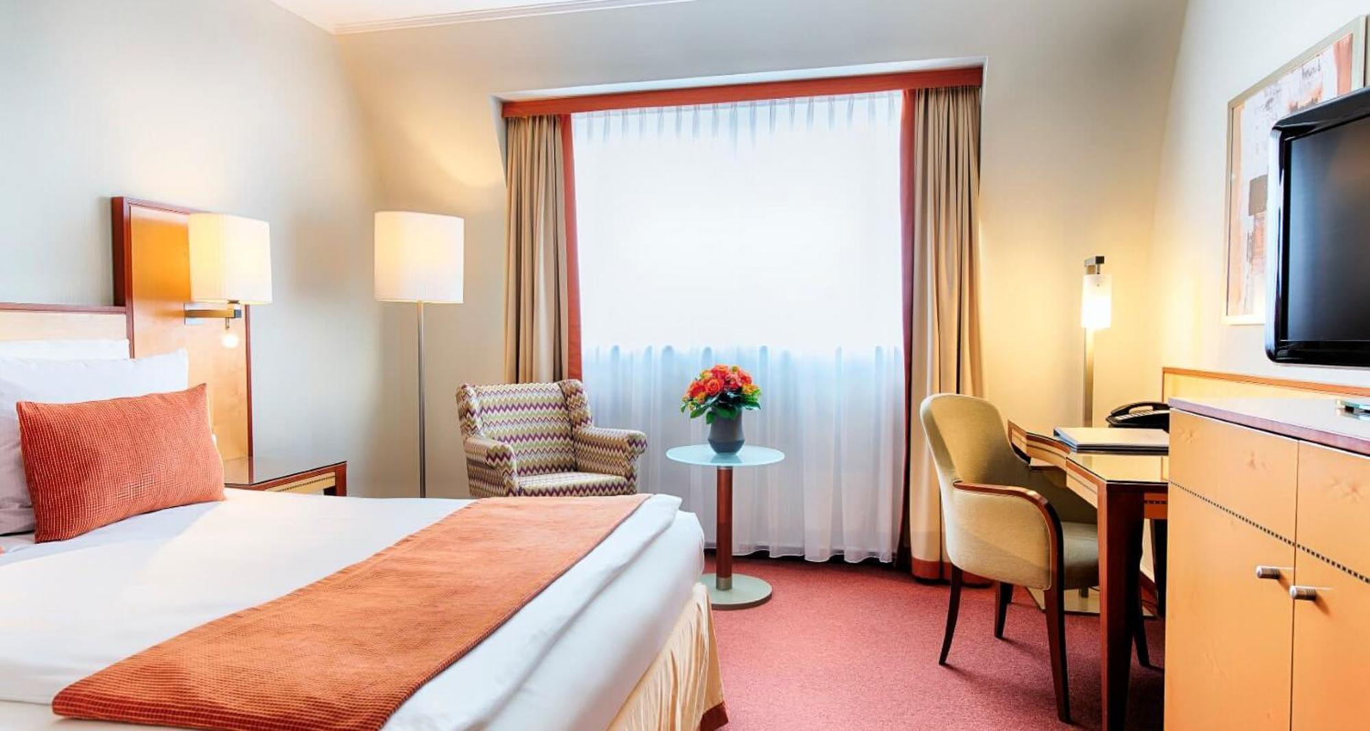 Hotel The Q Quadro 4*